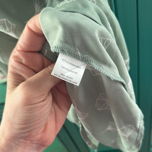 41 Hawthorn Irene Halter Blouse NWT - Picture 4 of 6